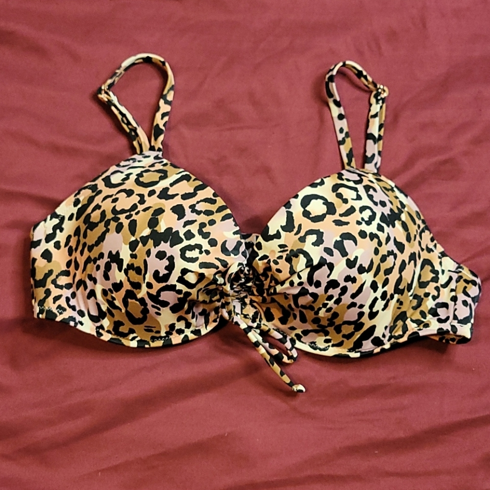 Shade and Shore 36B Top